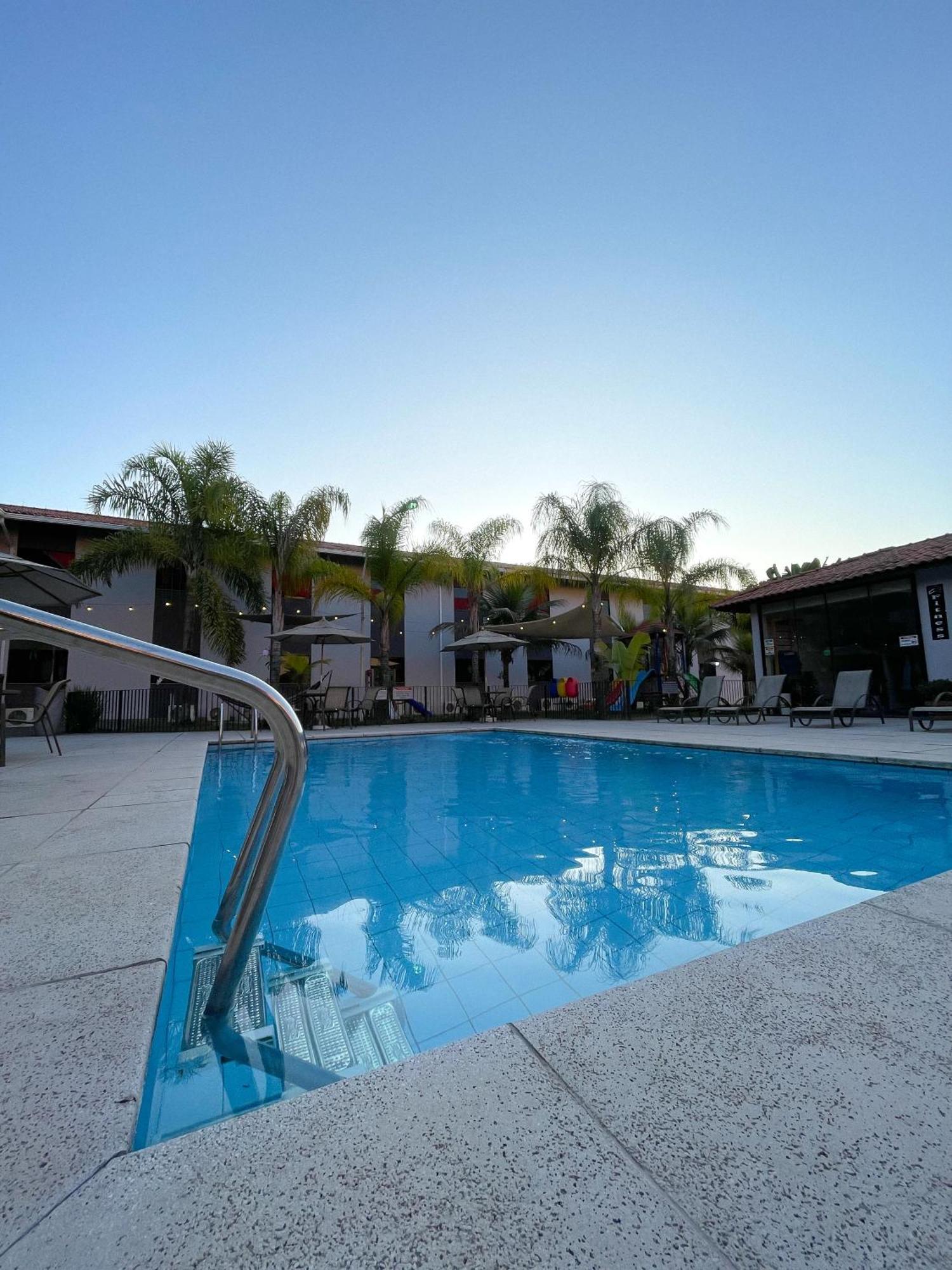 Cegil Hotel Boulevard Resende Exterior foto