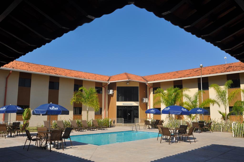 Cegil Hotel Boulevard Resende Exterior foto