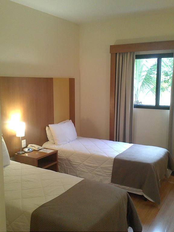 Cegil Hotel Boulevard Resende Exterior foto